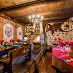 Mila - Total - Catered Bansko