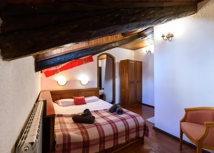 Mila - Total - Fully Catered Chalet